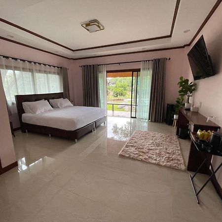 Jindarin Villas Pak Chong Exterior foto