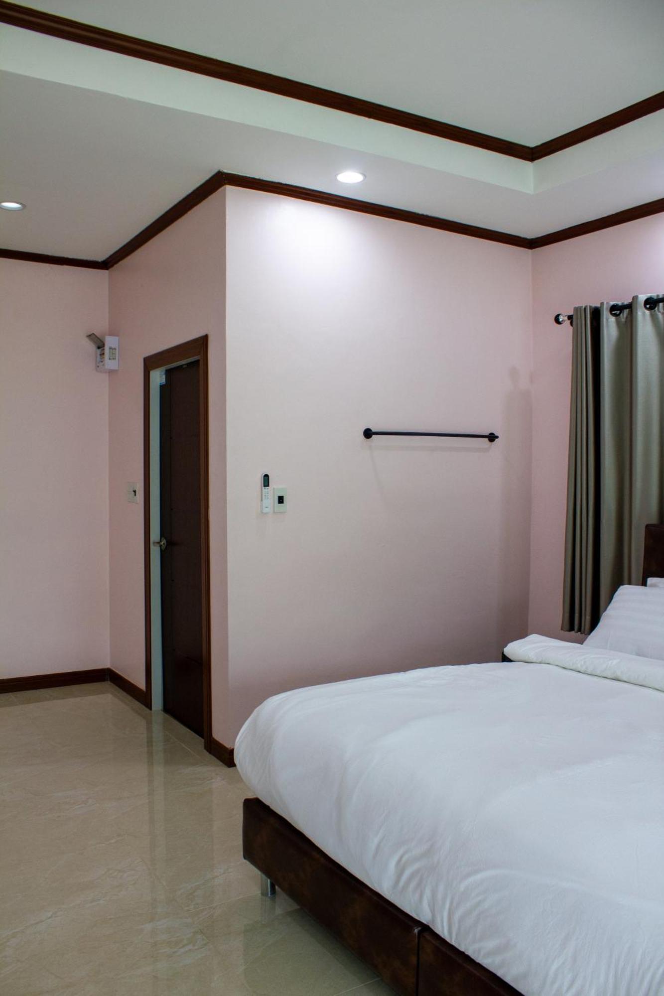 Jindarin Villas Pak Chong Exterior foto