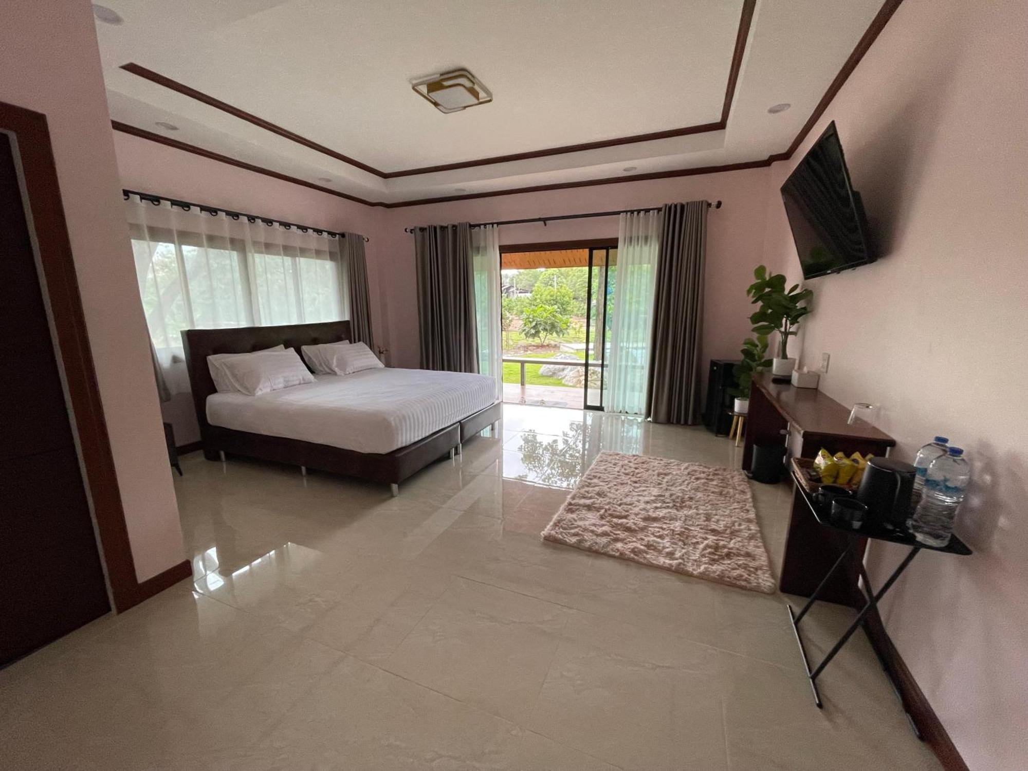 Jindarin Villas Pak Chong Exterior foto