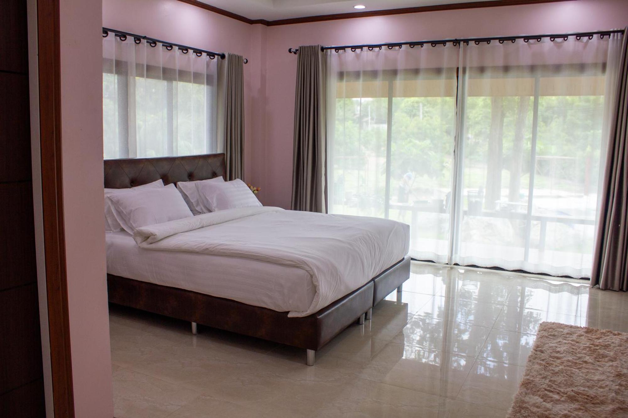 Jindarin Villas Pak Chong Exterior foto