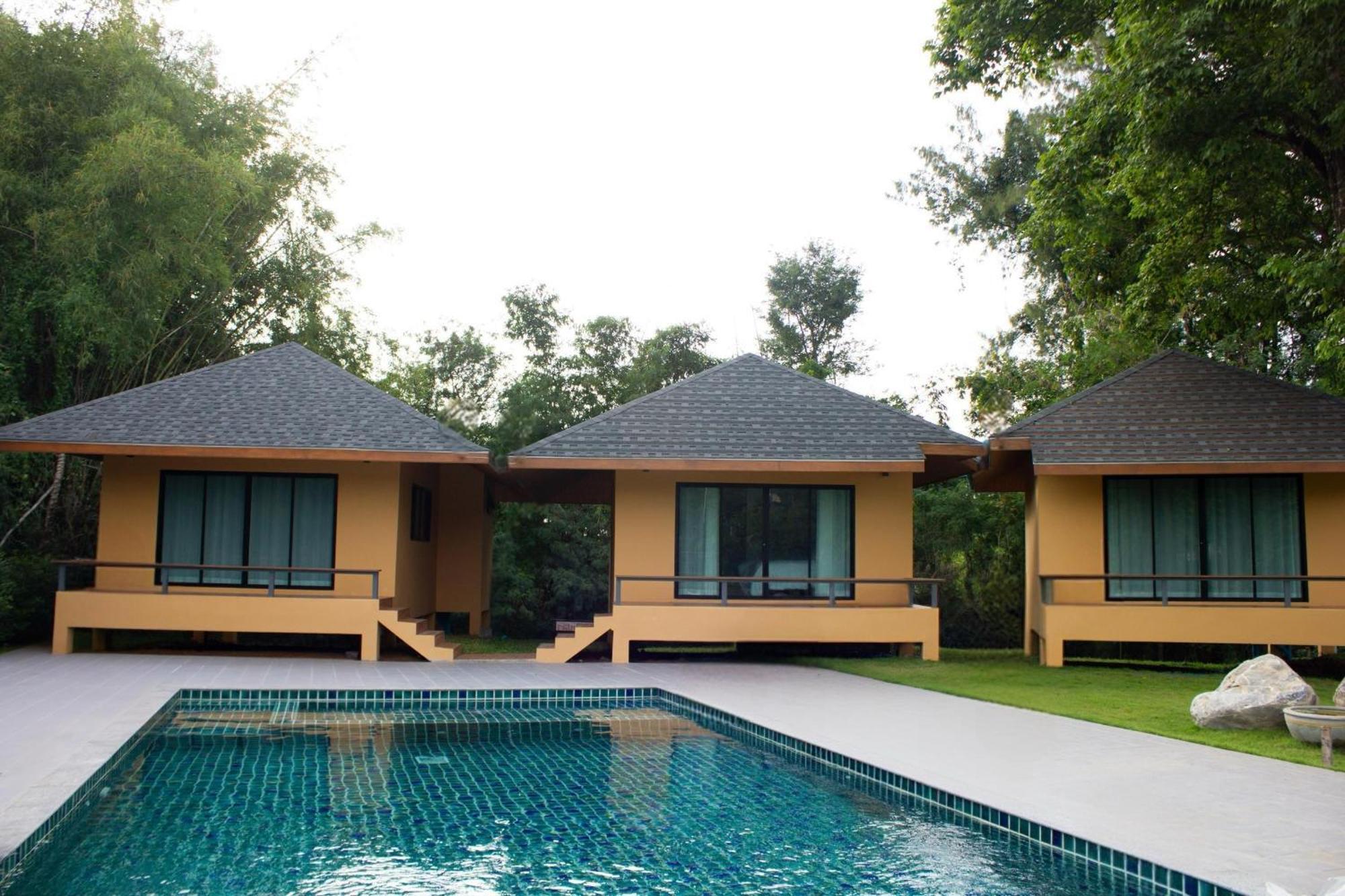 Jindarin Villas Pak Chong Exterior foto