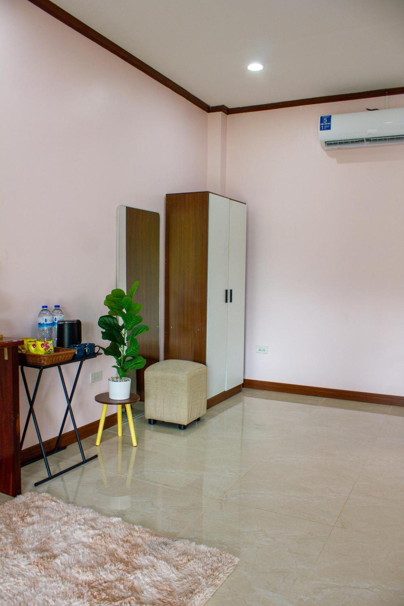 Jindarin Villas Pak Chong Exterior foto