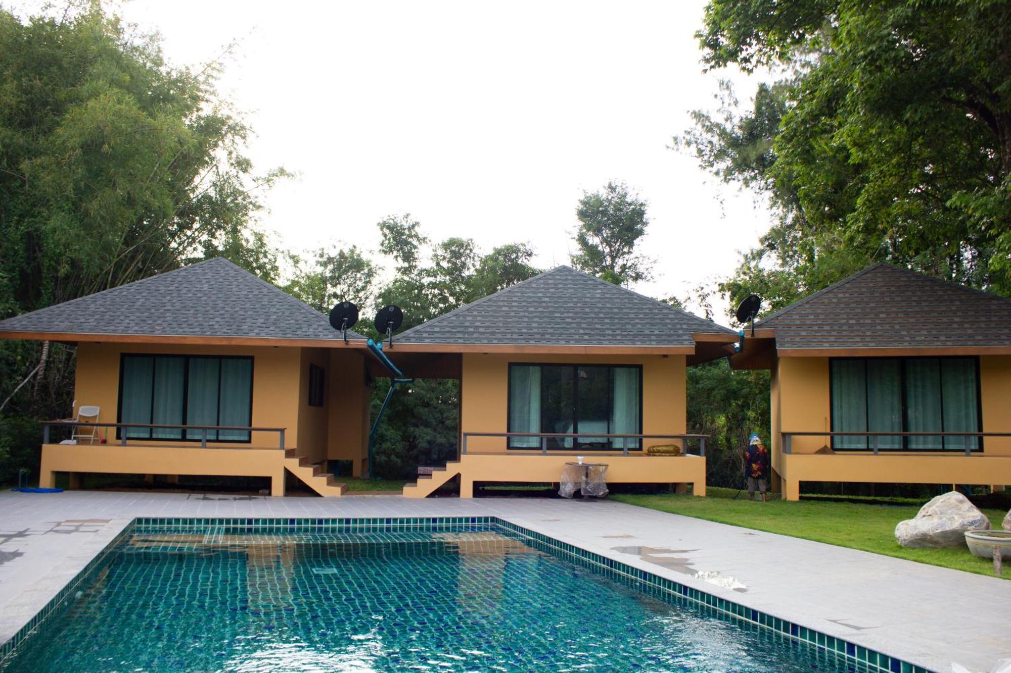 Jindarin Villas Pak Chong Exterior foto