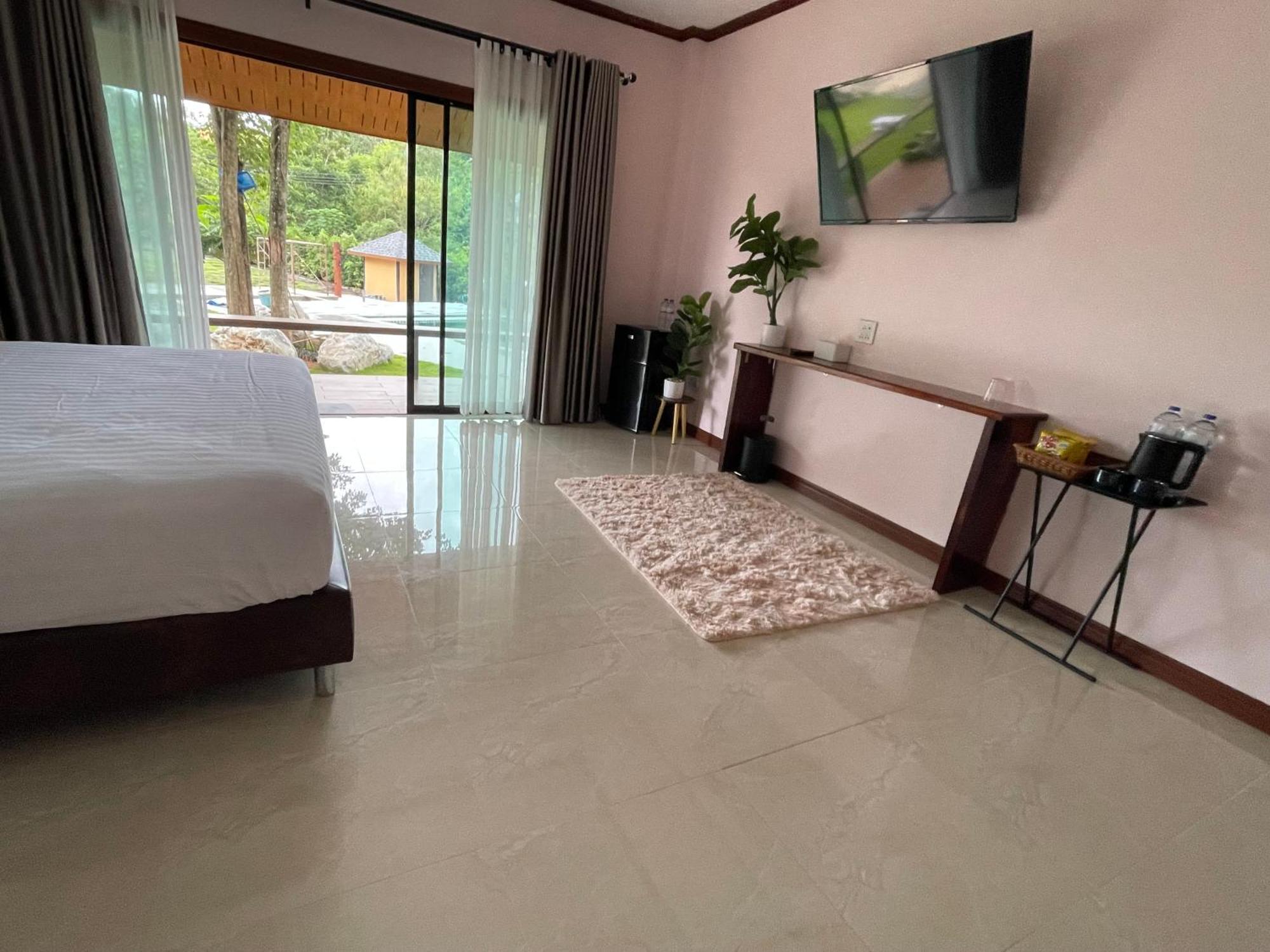 Jindarin Villas Pak Chong Exterior foto